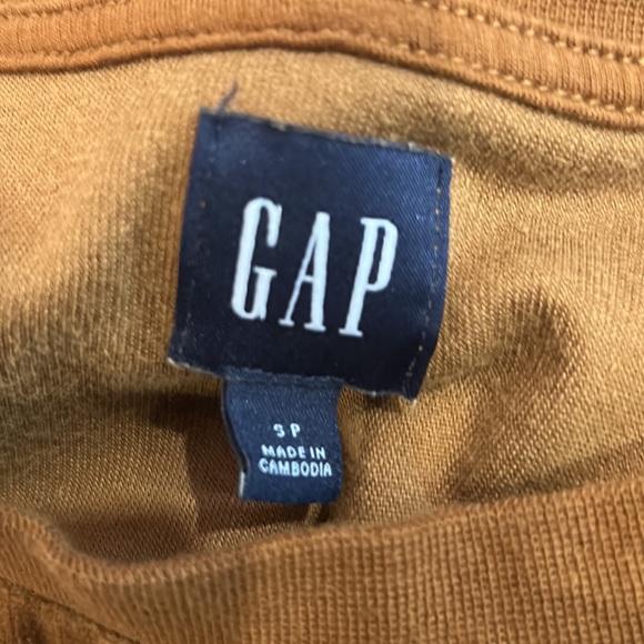 Gap Crewneck - Picture 3 of 6